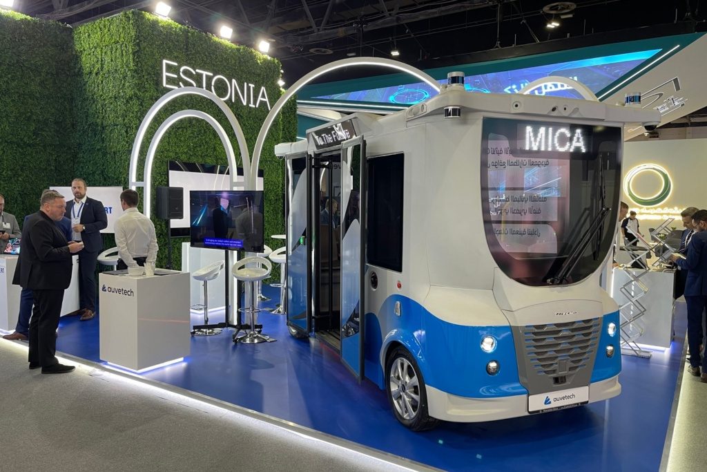 Auve Tech MiCa autonomous shuttle displayed at ITS World Congress 2024, highlighting Estonia’s innovative self-driving technology in urban transportation.